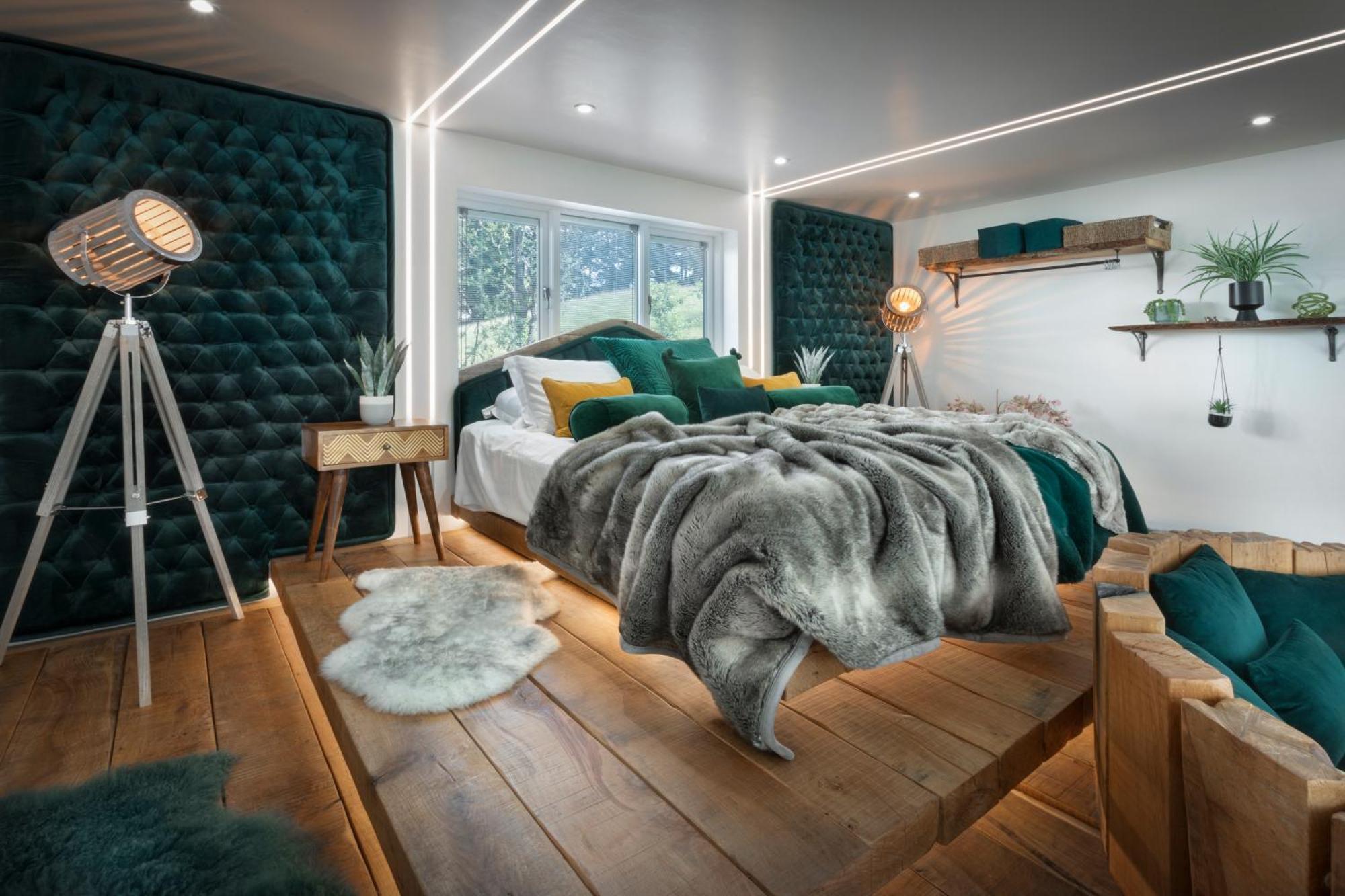 Aphrodites Group - Luxury Hot Tub Suites In Central Lake District! Bowness-on-Windermere Exterior foto