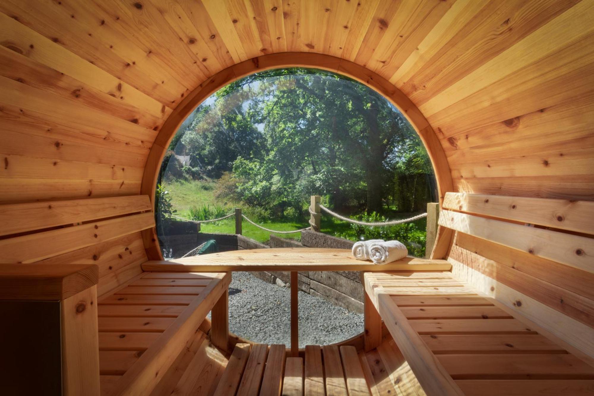 Aphrodites Group - Luxury Hot Tub Suites In Central Lake District! Bowness-on-Windermere Exterior foto