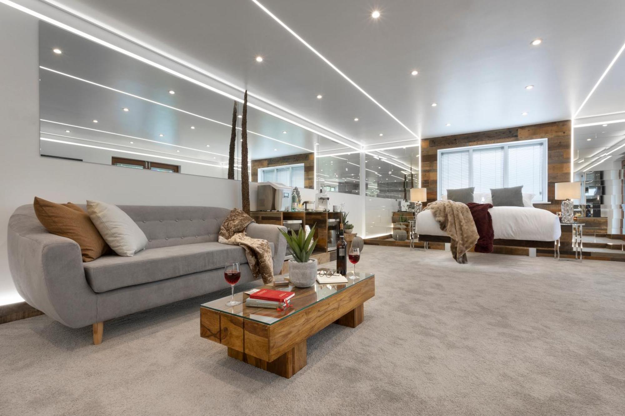 Aphrodites Group - Luxury Hot Tub Suites In Central Lake District! Bowness-on-Windermere Exterior foto