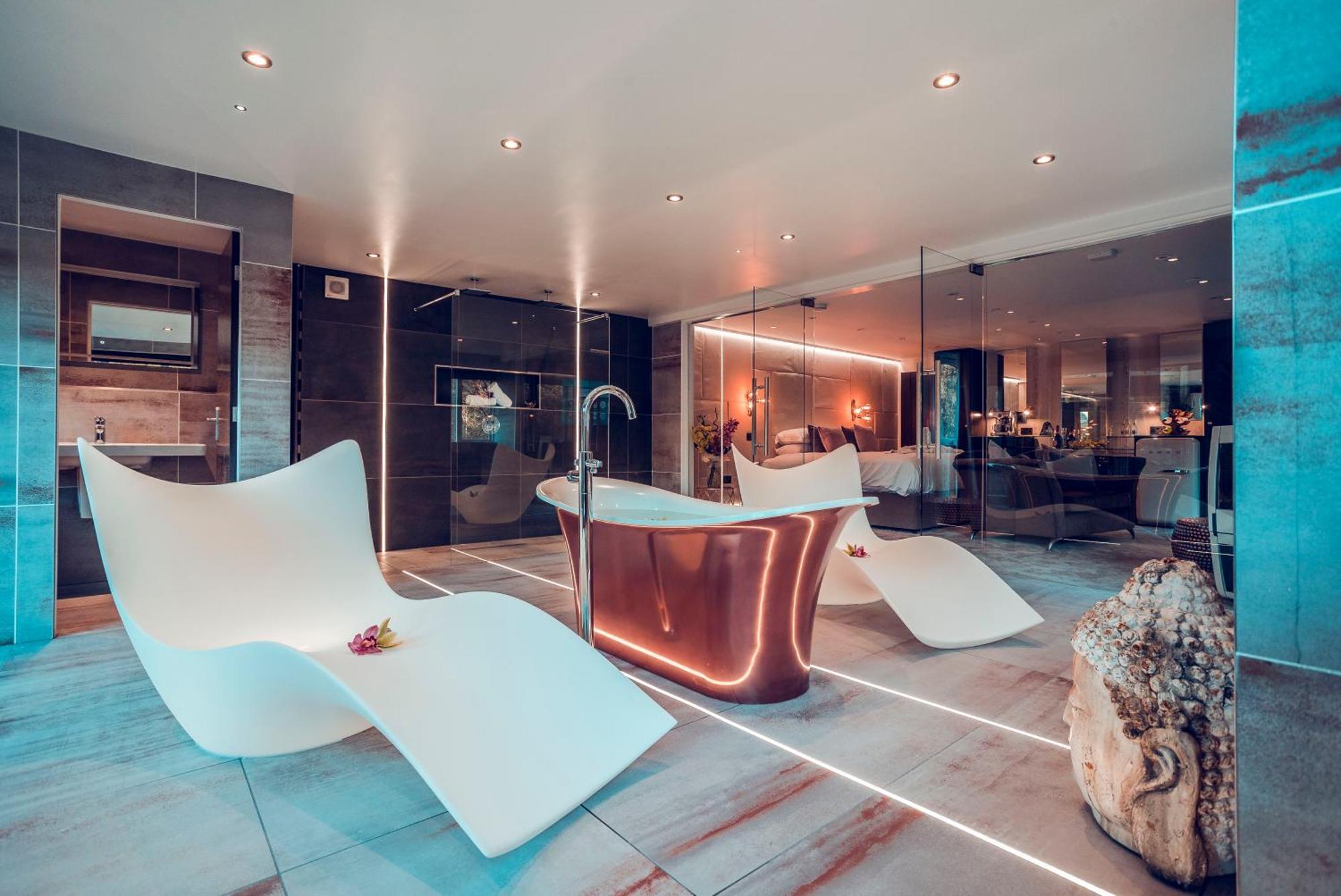 Aphrodites Group - Luxury Hot Tub Suites In Central Lake District! Bowness-on-Windermere Exterior foto