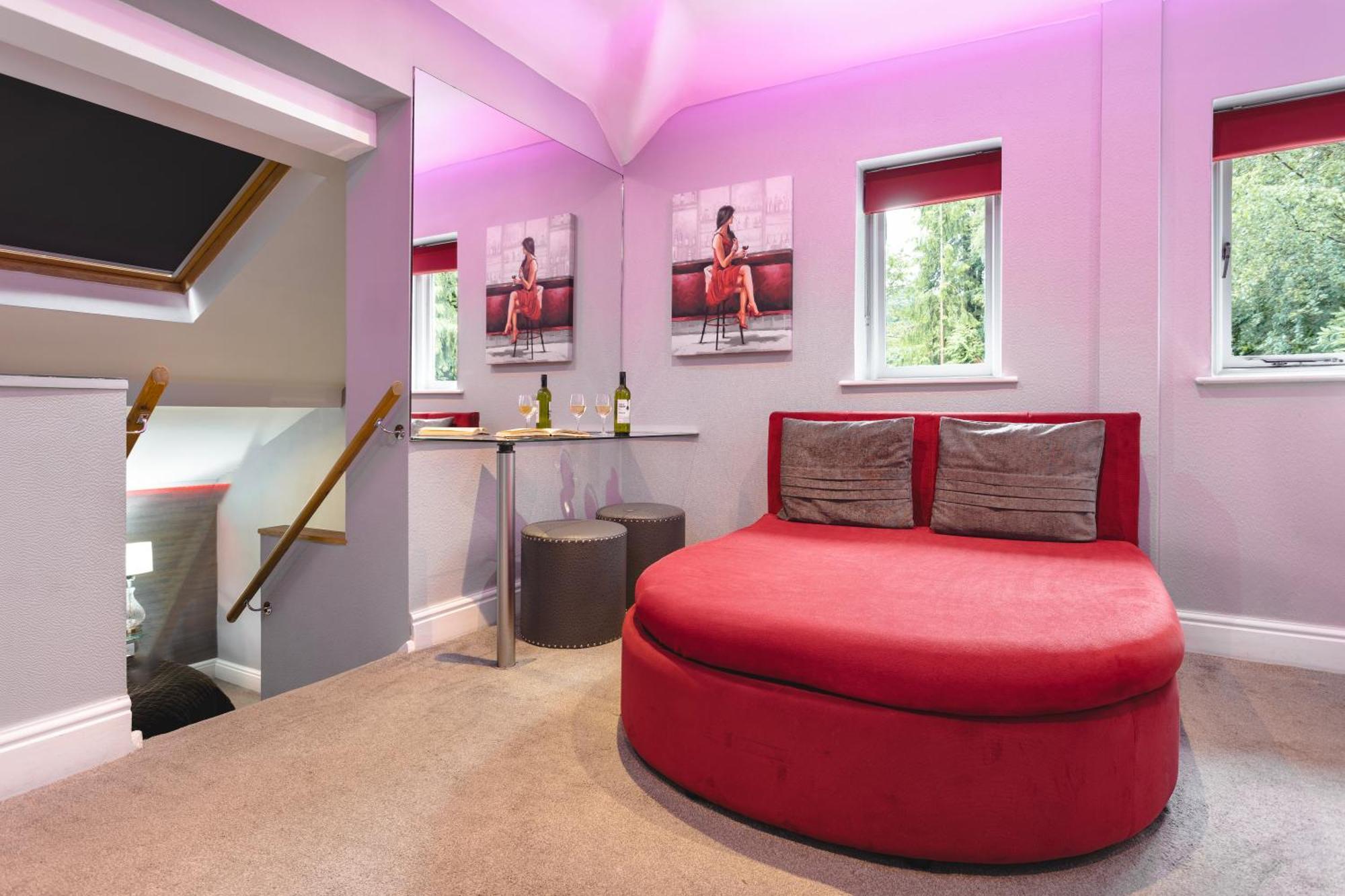 Aphrodites Group - Luxury Hot Tub Suites In Central Lake District! Bowness-on-Windermere Exterior foto