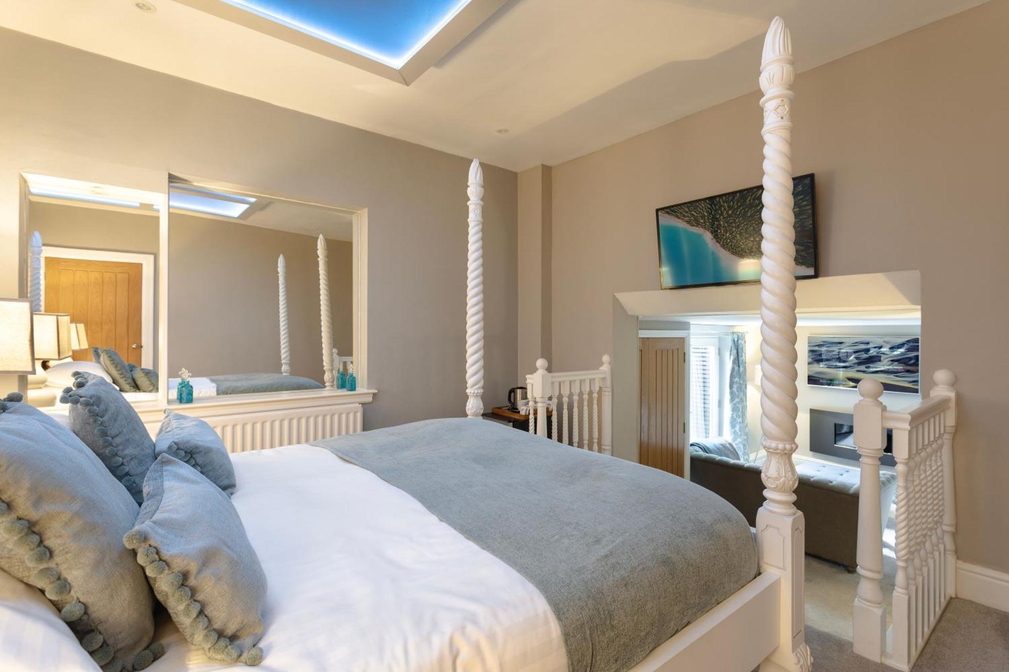 Aphrodites Group - Luxury Hot Tub Suites In Central Lake District! Bowness-on-Windermere Exterior foto
